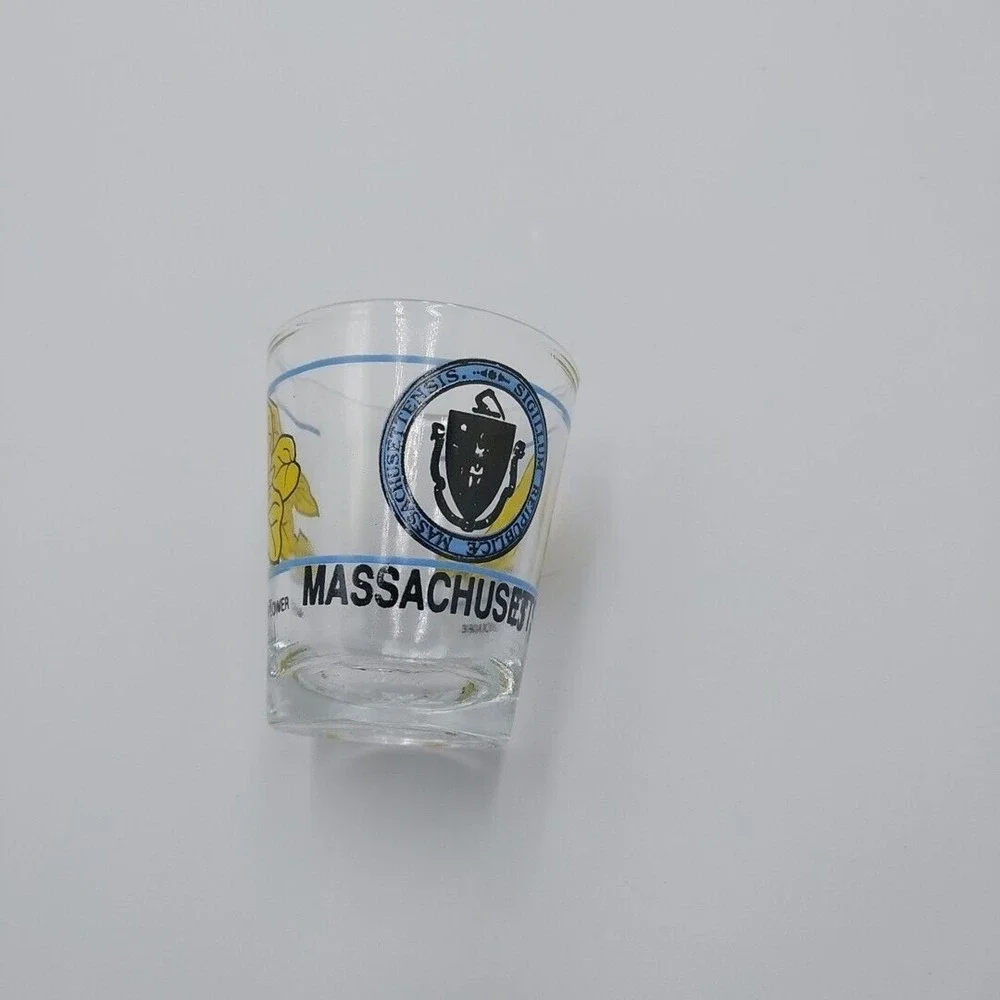 MASSACHUSETTS STATE SHOT GLASS SHOTGLASS‎
